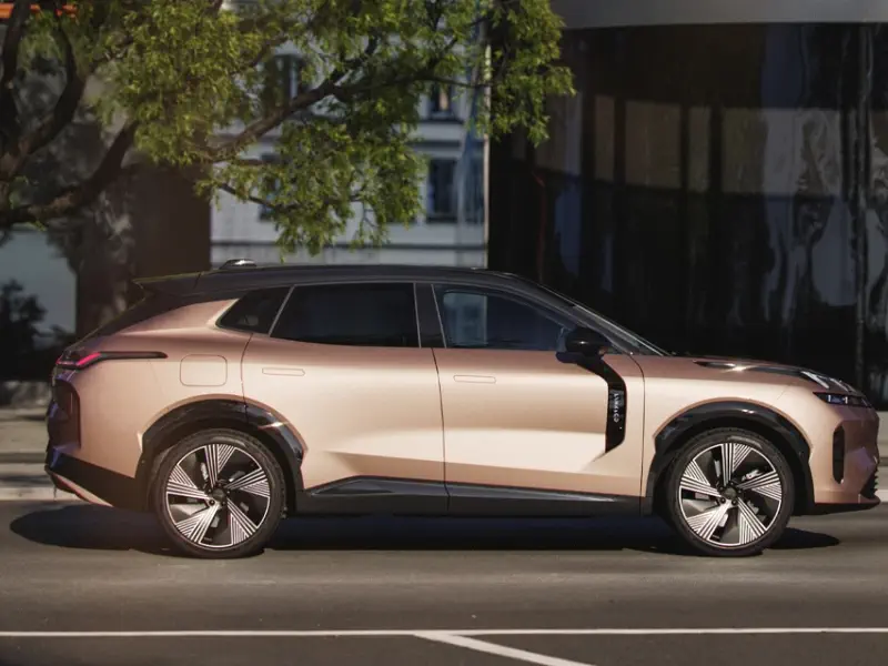 Lynk&co Model 08